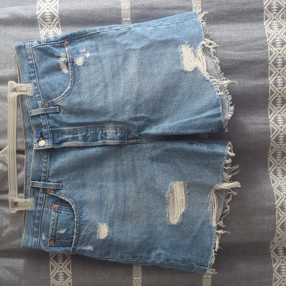 Distressed 501 jean shorts - Picture 1 of 4
